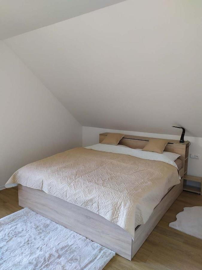 U Ivanky, Polansky Dvur 1149 Velke Karlovice